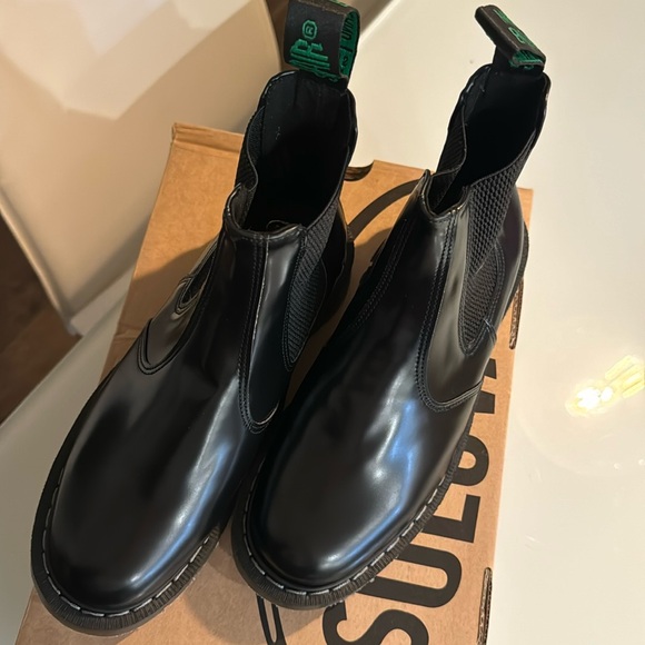 Solovair shiny black boot - size US 4.5men /5.5 women - Picture 4 of 9